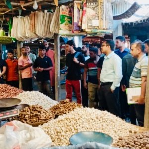 বেশি দামে পেঁয়াজ বিক্রি করায় ৫ ব্যবসায়ীকে জরিমানা