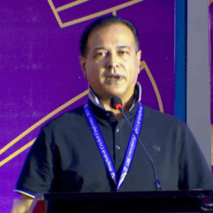 ফুটবলের সঙ্গে আমাদের একটা হেস্তনেস্ত করা খুব জরুরি: আসিফ আকবর