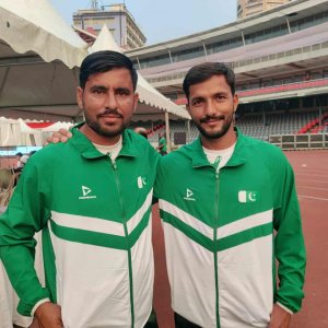 ঢাকায় পাকিস্তানের দুই কৃষক আর্চারের স্বপ্নযাত্রা