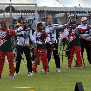 আলো ছড়ালেন হিমু ও শিমু