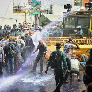 শিক্ষকদের ওপর পুলিশের হামলায় আসকের নিন্দা