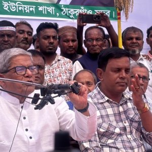 ‘গণভোট-সনদ এগুলো বুঝি না, কিছু লোক এগুলো আমাদের ওপর চাপিয়ে দিয়েছে’