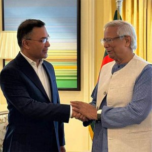 সরকারের ডাকে সাড়া দেবে বিএনপি, আরও সহনশীল হওয়ার চিন্তা