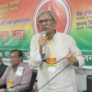 ‘ধর্মীয় অনুভূতিকে বিক্রি করে দেশটাকে গিলে খাওয়ার চেষ্টা চলছে’