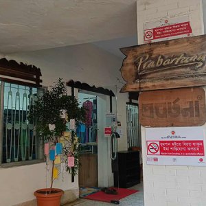 রাজধানীতে উপদেষ্টার ব্যবসাপ্রতিষ্ঠান ও গ্রামীণ ব্যাংকের কার্যালয়সহ ৩ স্থানে ককটেল বিস্ফোরণ