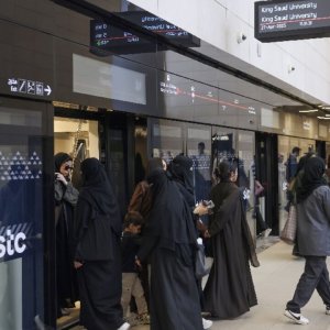 সৌদি আরবে গোপনে বেলি ড্যান্স শিখছেন নারীরা