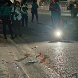 এনসিপির কার্যালয়ের সামনে ককটেল বিস্ফোরণ