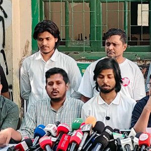 আ.লীগের ঢাকা লকডাউন কর্মসূচি: দেশের গুরুত্বপূর্ণ স্থানে অবস্থান করবে জুলাই ঐক্য