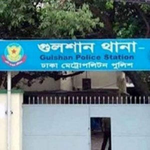 গুলশানে লেকের পাশে যুবককে কুপিয়ে হত্যা