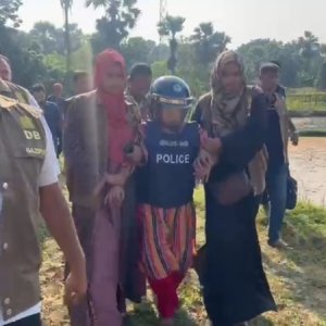 নিখোঁজের ৩ দিন পর বিল থেকে শিশুর লাশ উদ্ধার, দম্পতি আটক