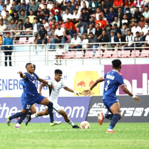 নেপালের বিপক্ষে পিছিয়ে বাংলাদেশ