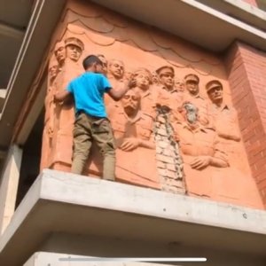 গুলিস্তানে আওয়ামী লীগ কার্যালয়ে ফের ভাঙচুর