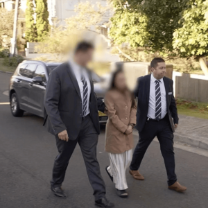 অস্ট্রেলিয়ায় ভাগ্যগণনার নামে জালিয়াতি, গ্রেফতার মা-মেয়ে