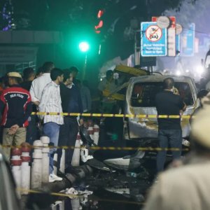 দিল্লি বিস্ফোরণে কাশ্মীর-সংযোগ খতিয়ে দেখছে ভারতীয় পুলিশ