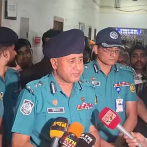 বাসায় ঢুকে বিচারকের ছেলেকে কুপিয়ে হত্যা