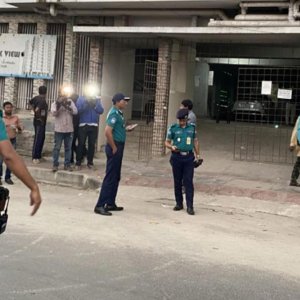 হুমকির ১০ দিনের মাথায় বিচারকের ছেলেকে হত্যা, স্ত্রীকে কুপিয়ে জখম