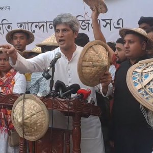 ফেব্রুয়ারিতেই নির্বাচন হতে হবে: জোনায়েদ সাকি