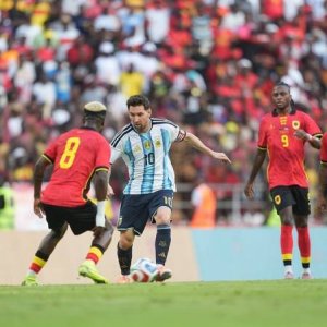 মেসির নৈপুণ্যে অ্যাঙ্গোলাকে সহজেই হারিয়েছে আর্জেন্টিনা  