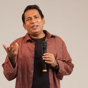 কলকাতায় ঘুরতে গিয়ে গুজবের শিকার হলেন মোশাররফ করিম