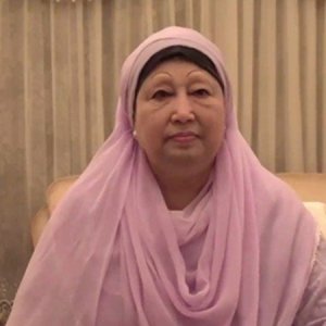 খালেদা জিয়ার চিকিৎসায় যুক্তরাজ্যের বিশেষজ্ঞ চিকিৎসক ঢাকায়