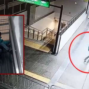 মেট্রোরেলের ছাদে শিশু: সিসিটিভির ফুটেজে যা দেখা গেলো