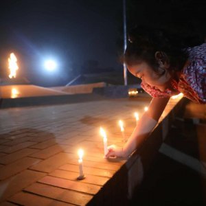 শিখা চিরন্তনে আলোর মশাল, মুক্তিযুদ্ধবিরোধী যেকোনও ষড়যন্ত্র প্রতিহতের প্রত্যয়