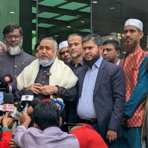 বড় দলগুলোর ভেতরে আরও বেশি সমঝোতা প্রয়োজন: ডা. তাহের