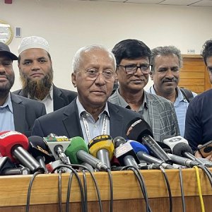 ‘তারেক রহমান ভোটার না, নির্বাচন করতে পারবেন কমিশনের সিদ্ধান্তে’