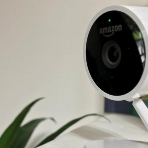 দ. কোরিয়ায় যৌন হয়রানিমূলক কন্টেন্ট তৈরিতে লক্ষাধিক ক্যামেরা হ্যাক, আটক ৪