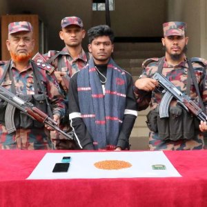 যশোরে ইয়াবাসহ মাদককারবারি আটক