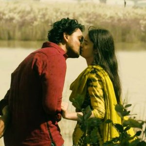 প্রকাশ্যে শুভ-ঐশীর প্রেমময় ‘স্বপ্ন’