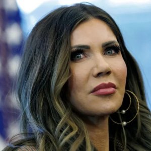 ভ্রমণ নিষেধাজ্ঞা আরও বাড়ানোর আহ্বান মার্কিন হোমল্যান্ড সিকিউরিটি সচিবের