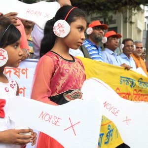 ঢাকার সড়কে ‘শব্দঝড়’, হুমকির মুখে শিশুদের ভবিষ্যৎ