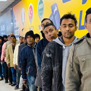 লিবিয়া সরকারের চার্টার ফ্লাইটে ফিরছেন আরও ৩১০ বাংলাদেশি