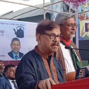 নির্বাচন যত দেরি হবে, সংকট তত বাড়বে: মাহমুদুর রহমান মান্না