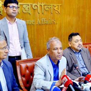 নির্বাচনের জন্য সব বাহিনীর প্রশিক্ষণ চলছে: স্বরাষ্ট্র উপদেষ্টা