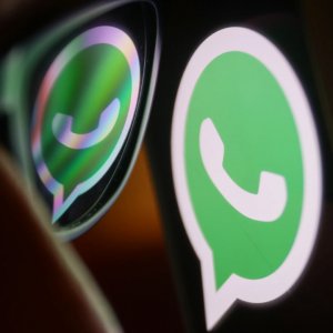 হোয়াটসঅ্যাপে বিরক্তিকর নম্বর ব্লক করার সহজ দুইটি পদ্ধতি