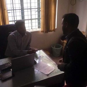 বৈদ্যুতিক ক্যাবল নিয়ে গেছে চোরে, বিআরটিএ অফিসে ২ দিন অন্ধকার