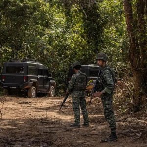 সীমান্তে আবারও উত্তেজনা, কাম্বোডিয়ায় থাইল্যান্ডের বিমান হামলা