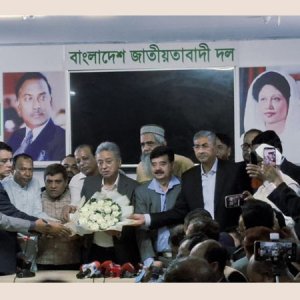 দল বিলুপ্ত করে বিএনপিতে যোগ দিলেন শাহাদাত হোসেন সেলিম