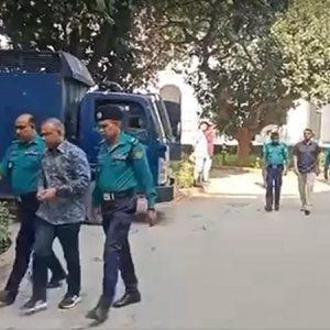 সেনা কর্মকর্তাসহ ১৩ জনের বিরুদ্ধে অভিযোগ গঠনের আদেশ ১৪ ডিসেম্বর