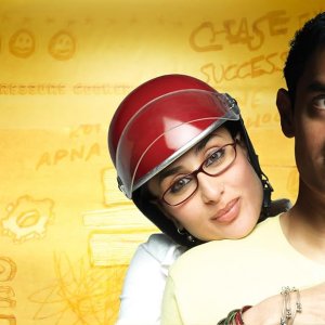 আবার শুটিং ফ্লোরে ‘থ্রি ইডিয়টস’