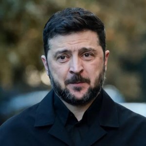 ইউক্রেনের নিরাপত্তা নিশ্চিত হলে নির্বাচনে প্রস্তুত: জেলেনস্কি