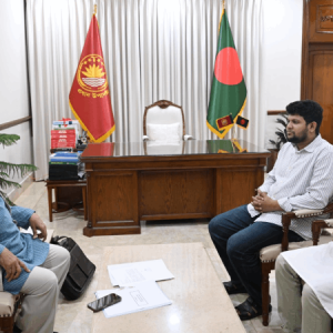 পদত্যাগের পর আসিফ ও মাহফুজকে যে পরামর্শ দিলেন প্রধান উপদেষ্টা