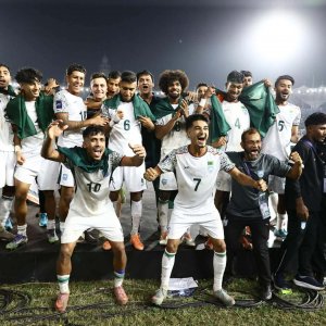 ভারতকে হারিয়ে ২ কোটি টাকা পুরস্কার পেলেন জামাল-হামজারা