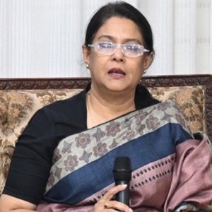 জলবায়ু অর্থায়ন হতে হবে জনগণকেন্দ্রিক: পরিবেশ উপদেষ্টা