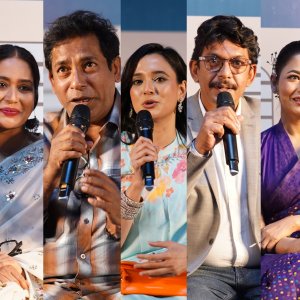 ‘বনলতা এক্সপ্রেস’-এর যাত্রী হলেন তারা