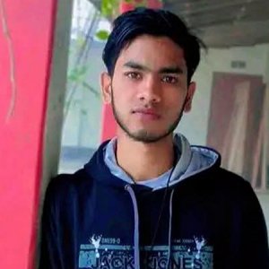 মেডিক্যালে চান্স না পেয়ে বৈদ্যুতিক তারে শরীর জড়িয়ে প্রাণ দিলেন শিক্ষার্থী মেডিক্যালে চান্স না পেয়ে বৈদ্যুতিক তারে শরীর জড়িয়ে প্রাণ দিলেন শিক্ষার্থী