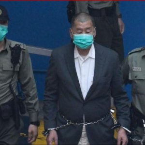 হংকংয়ের গণতন্ত্রপন্থী মিডিয়া মোগল জিমি লাই দোষী সাব্যস্ত