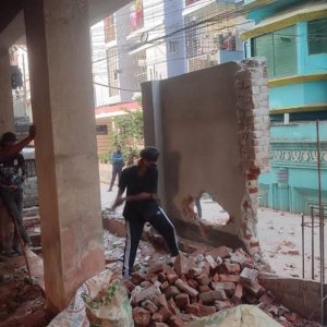 নকশাবহির্ভূত ভবন নির্মাণ, চার মালিককে ২৩ লাখ টাকা জরিমানা